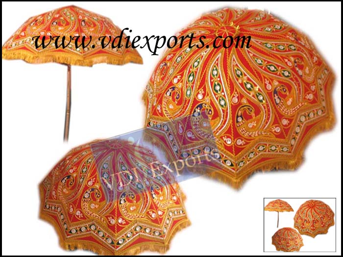 EMBROIDERED PATCHWORK PEARL UMBRELLA