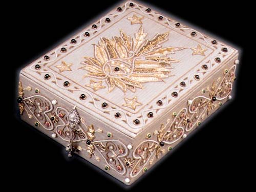 EMBROIDERED JEWELRY BOXES