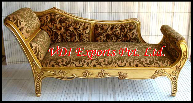 STYLISH CARVED WOODEN COUCH