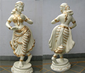 WELCOME DANCING LADY FIBRE STATUE