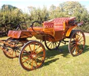 WOOD FINISH HORSE DRAWN CARRIAGE