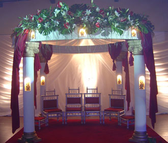 CEREMONY INDIAN WEDDING MANDAP